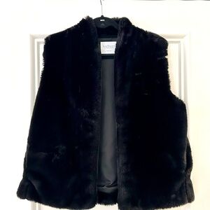 Faux fur vest!